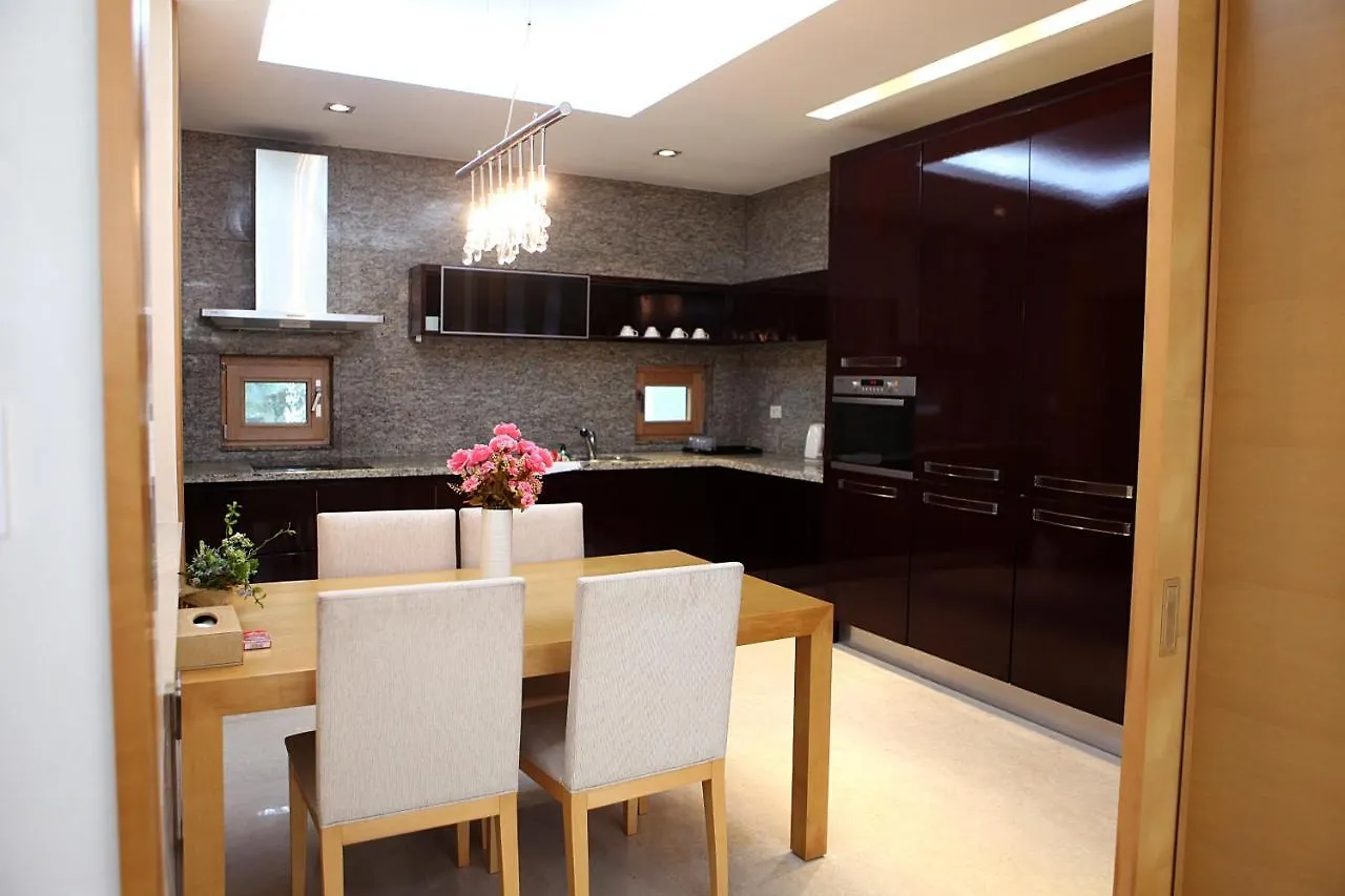 Jeju Raon Private Town Hotel Villa